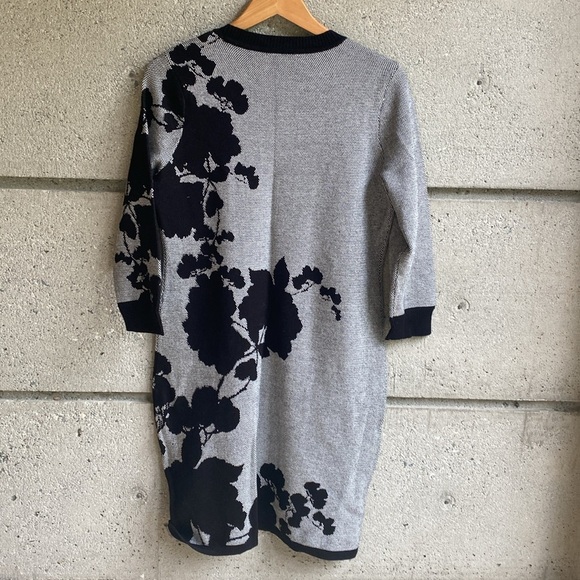 🤍 Calvin Klein Knit Sweater dress - Picture 7 of 7